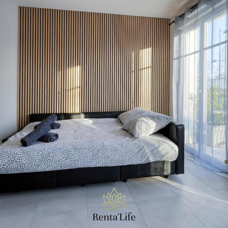 Serrissiens Navarre - 10min Disney - Two-Bedroom Apartment with Garden View - 8
