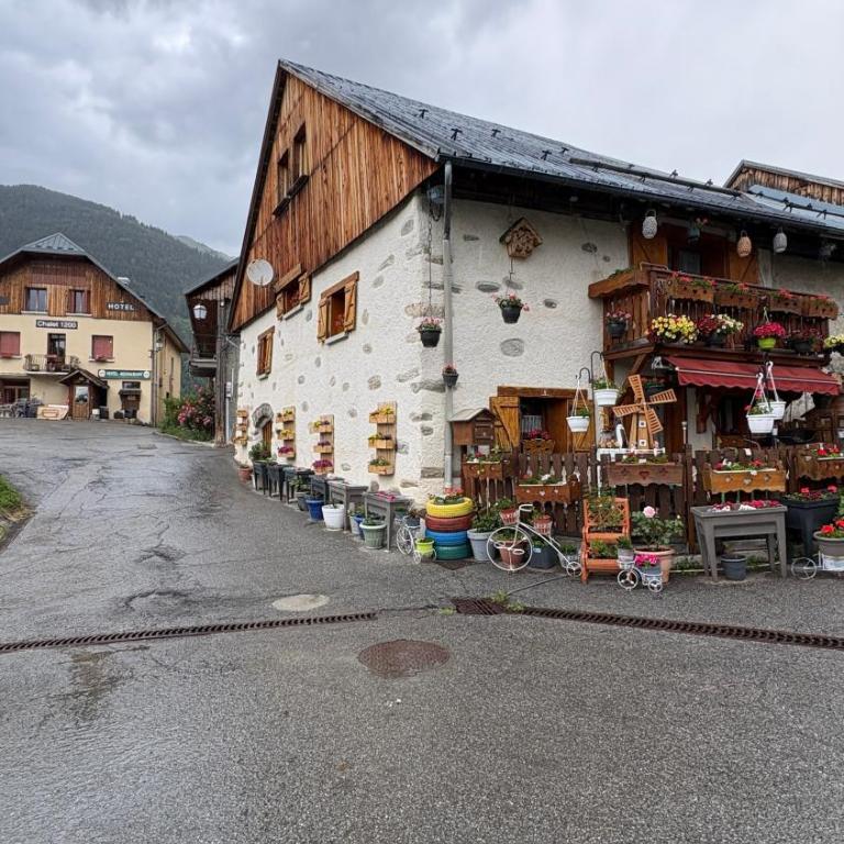 Logement entier 6 couchages Wifi - Two-Bedroom Apartment with Mountain View - 3