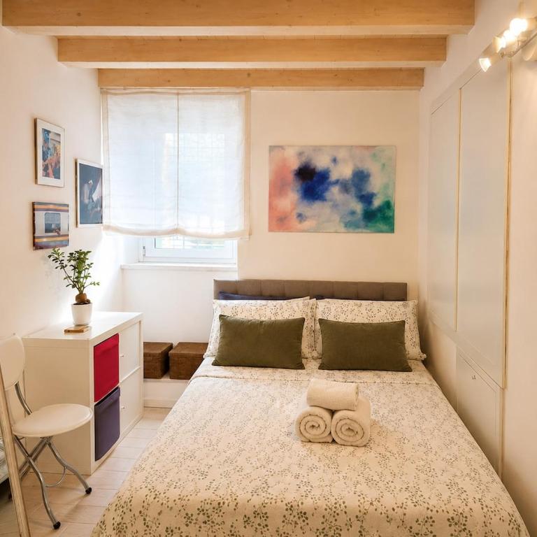 Stylish and Chic Escape, Heart of Verona, Wifi-Ac - Appartamento con 2 Camere da Letto - 12