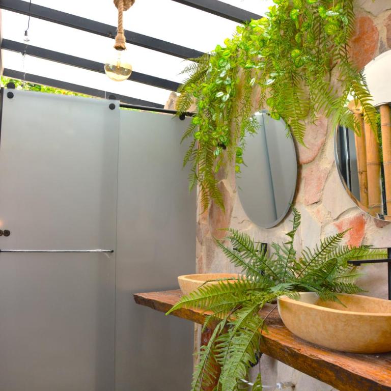 Glampling Dos Quebradas - Two-Bedroom Chalet - 16