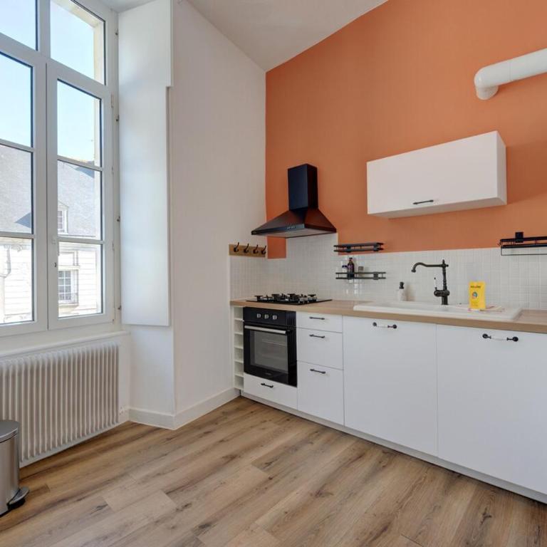 Frenchy - Quartier Historique - Wifi - Climatisé - Appartement 2 Chambres avec Vue - 2
