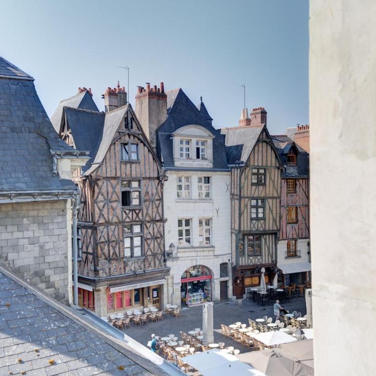 Frenchy - Quartier Historique - Wifi - Climatisé - Appartement 2 Chambres avec Vue - 3