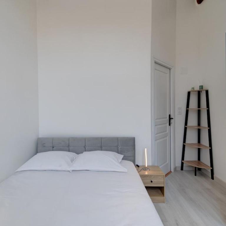Frenchy - Quartier Historique - Wifi - Climatisé - Appartement 2 Chambres avec Vue - 27