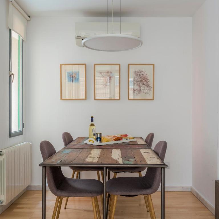 City Center Apartment With Shaded Terrace - Apartment mit Terrasse - 11