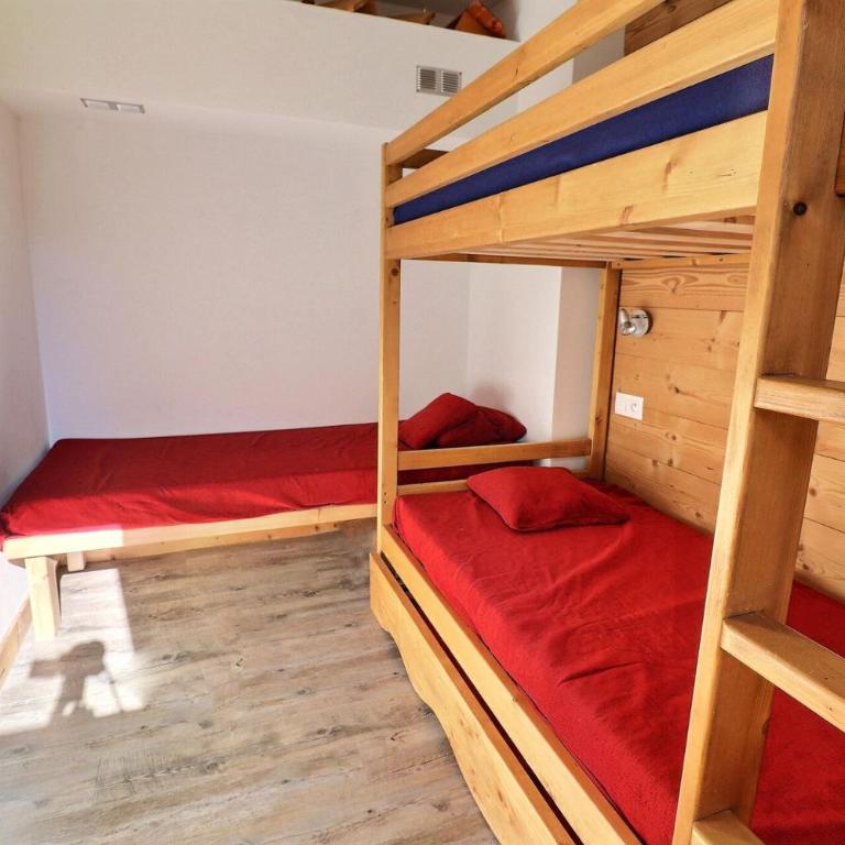 Résidence Erines - CONFORTABLE 3 PIECES AVEC CHEMINEE ET WIFI GRATUIT MAE-7440 - Apartment - 5