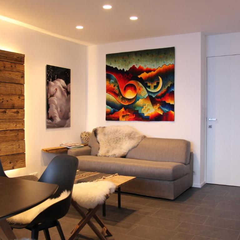 Résidence Eterlous - VAL THORENS location: appartement exceptionnel de 55 m2 dans le centre, rénovation haut de gamme MAE-9026 - Apartment - 1
