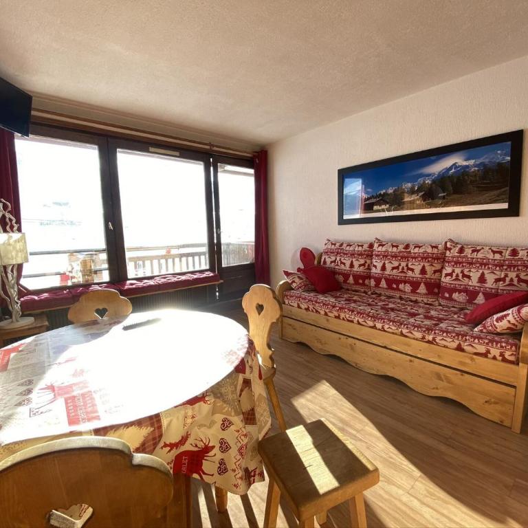 Résidence Roc De Peclet 1 - VAL THORENS location: Studio pour 4 personnes en bordure de pistes MAE-9038 - Studio - 6