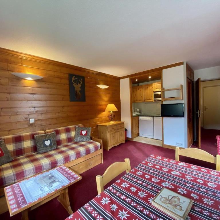 Résidence Olympic - VAL THORENS location: Joli appartement aux pieds des pistes (résidence OLYMPIC) MAE-9058 - Apartment - 5