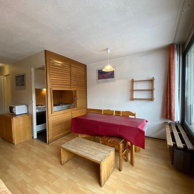 Résidence Neves - VAL THORENS location: studio pour 4 personnes dans un quartier jeune et animé LES NEVES MAE-9062 - Monolocale - 2