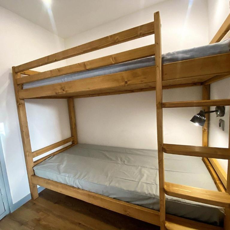 Résidence Neves - VAL THORENS location: Studio pour 4 personnes dans un quartier animé (LES NEVES) MAE-9097 - Monolocale - 8