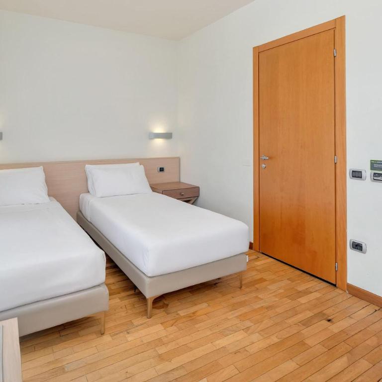 B&B HOTELS Park Hotel Mondovì - Camera Doppia con Letti Singoli - 2