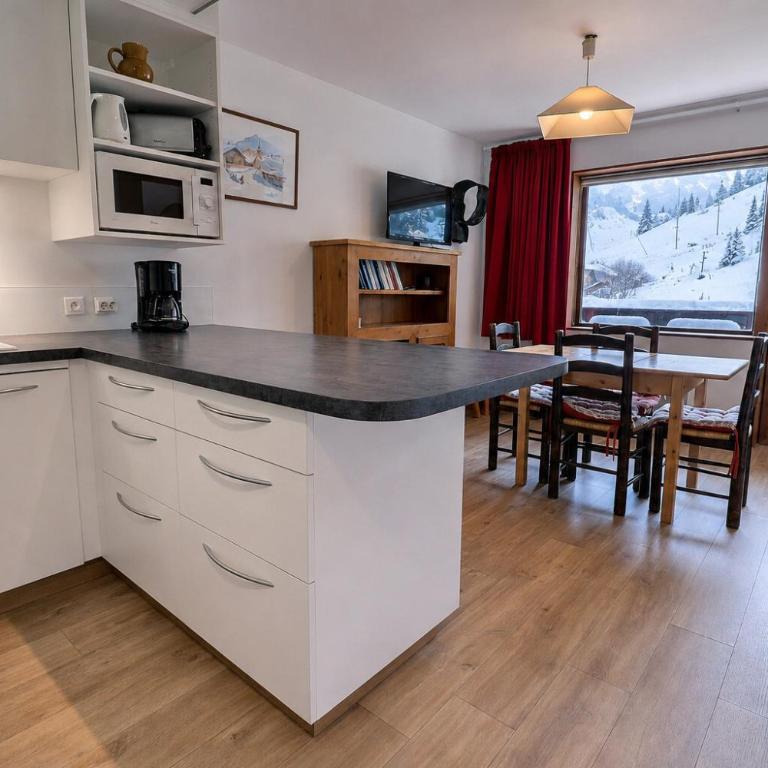Résidence Roc De Tougne - 2 PIÈCES LUMINEUX SUR LES PISTES, PROCHE DES COMMERCES MAE-0486 - Apartment - 1