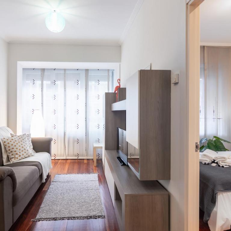 ZURI by People Rentals - Apartment - 12