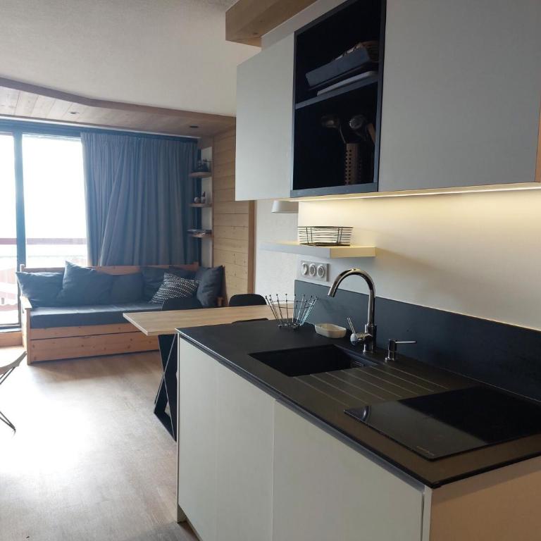 Résidence Tournavelles - Appartement 3 pièces en duplex pour 6 personnes, au pied des pistes et des commerces, proche de l'ESF et de la garderie dans le MAE-1870 - Appartement - 6