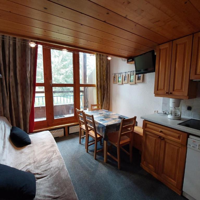 Résidence Mirantin 2 - Duplex pour 4 personnes proche des pistes et des commerces - Résidence calme dans le village de Charmettogerà Arc 1800 MAE-1980 - Monolocale - 1