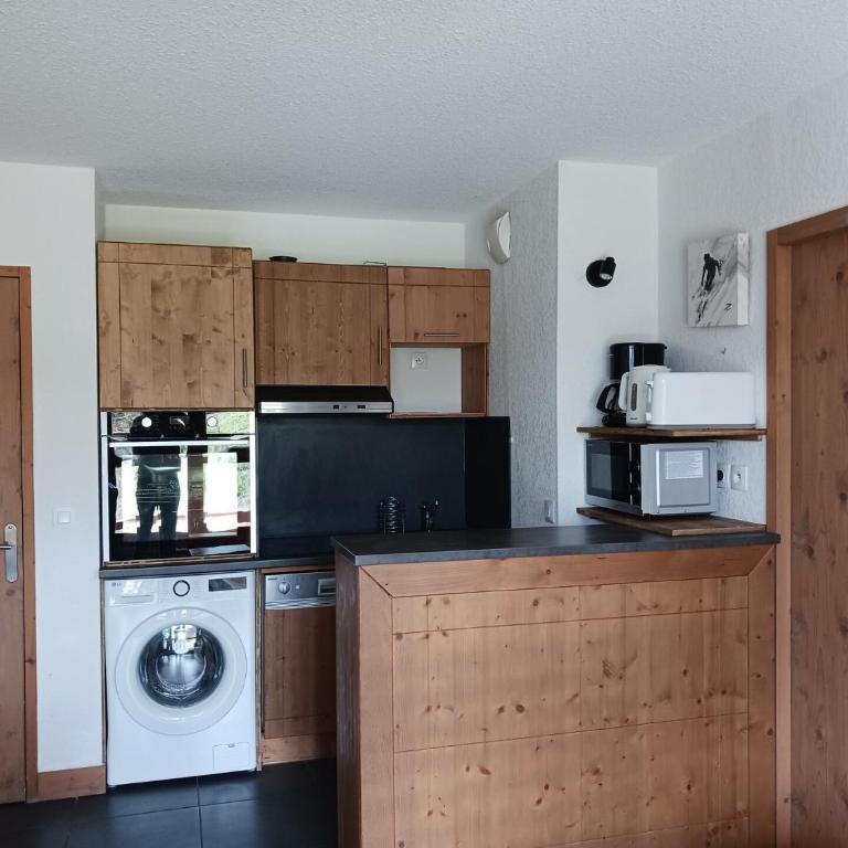 Résidence Roc Belleface C - Appartement 3 pièces 8 personnes à Arc 1600 à côté des pistes et des commerces, avec accès gratuit à la piscine et au sauna de MAE-1998 - Appartamento - 6