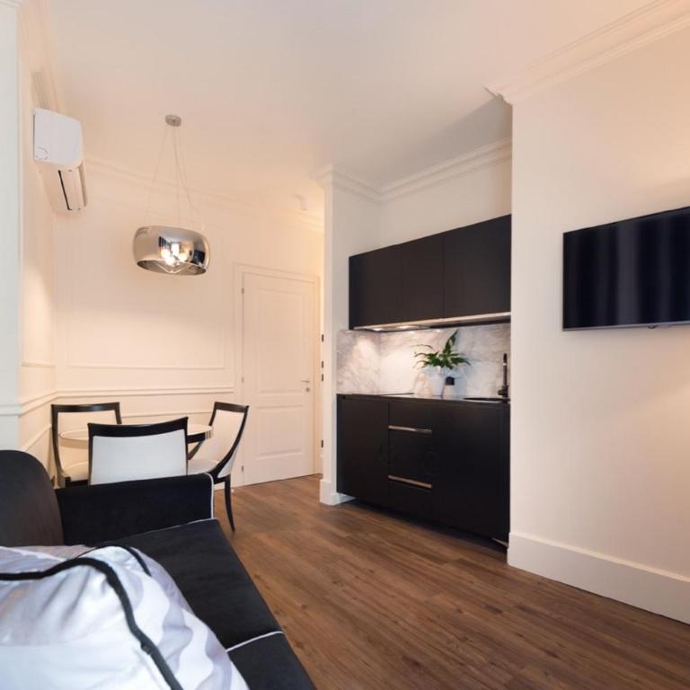 Hotel Milano & SPA***S - Appartamento con 1 Camera da Letto (3 Adulti) - Edificio Separato - 1