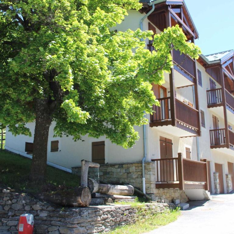 Résidence Belvedere Busseroles - RESIDENCE LE BELVEDERE "BUSSEROLES" - BELVB04 MAE-3100 - Appartement - 2