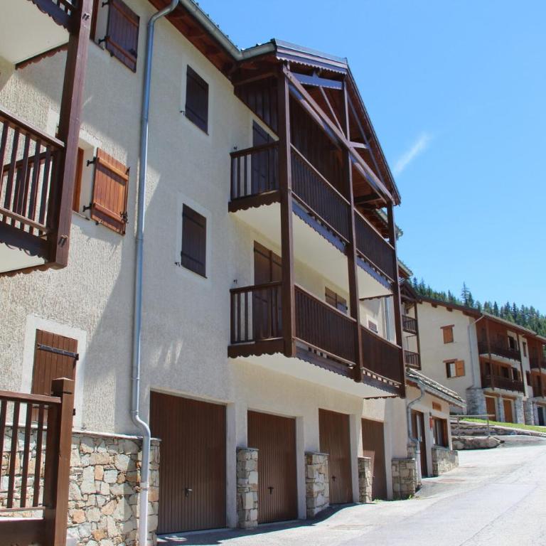Résidence Belvedere Busseroles - RESIDENCE LE BELVEDERE "BUSSEROLES" - BELVB04 MAE-3100 - Appartement - 3