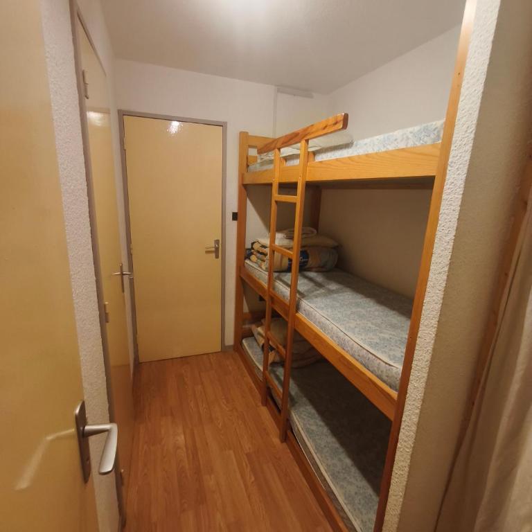 STUDIO Meublé Résidence L'oustal 1650 - Apartamento Estudio con balcón - 5