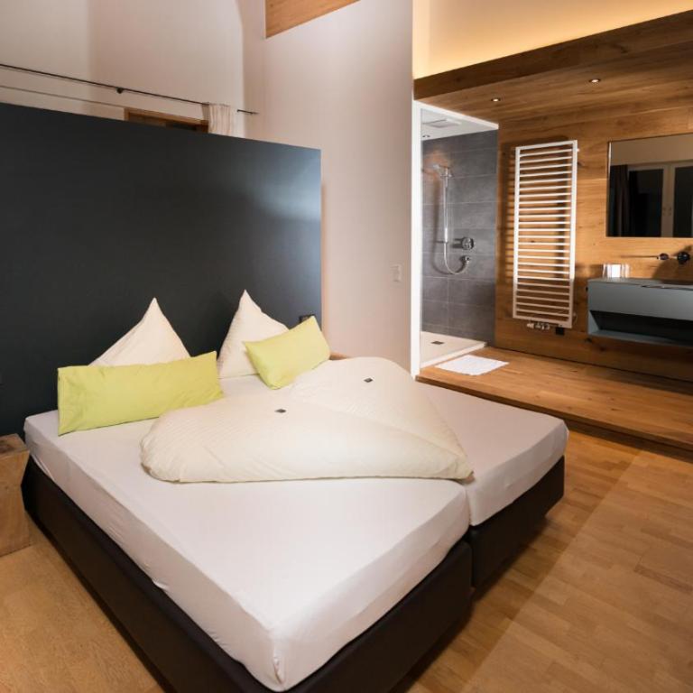 MY ALPENWELT Resort 4 Sterne Superior - Suite mit 3 Schlafzimmern - 3