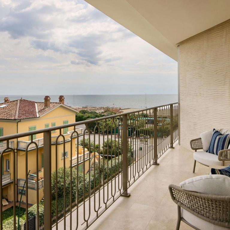 Principessa Forte dei Marmi, Autograph Collection - Standard King Room with Balcony and Riviera View - 3