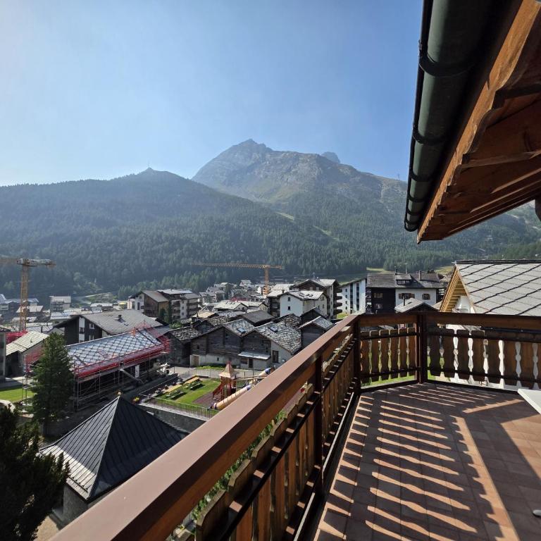Chateau B33 - Apartment mit 3 Schlafzimmern und Balkon - 8