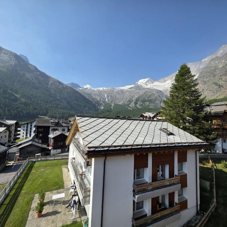 Chateau B33 - Apartment mit 3 Schlafzimmern und Balkon - 9