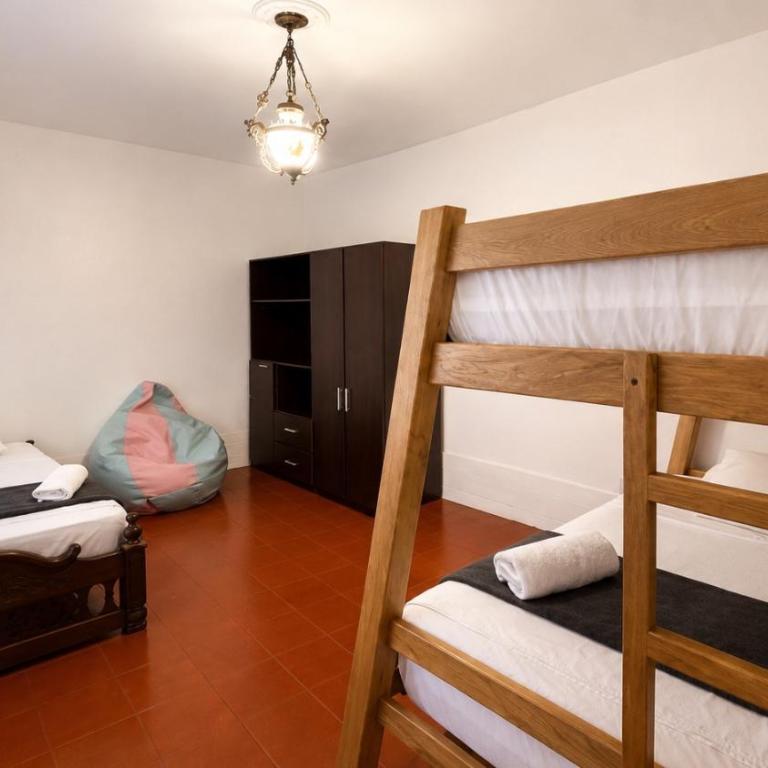 CASA ESTADIO 7 PERSONAS wifi veloz - Three-Bedroom Apartment - 4