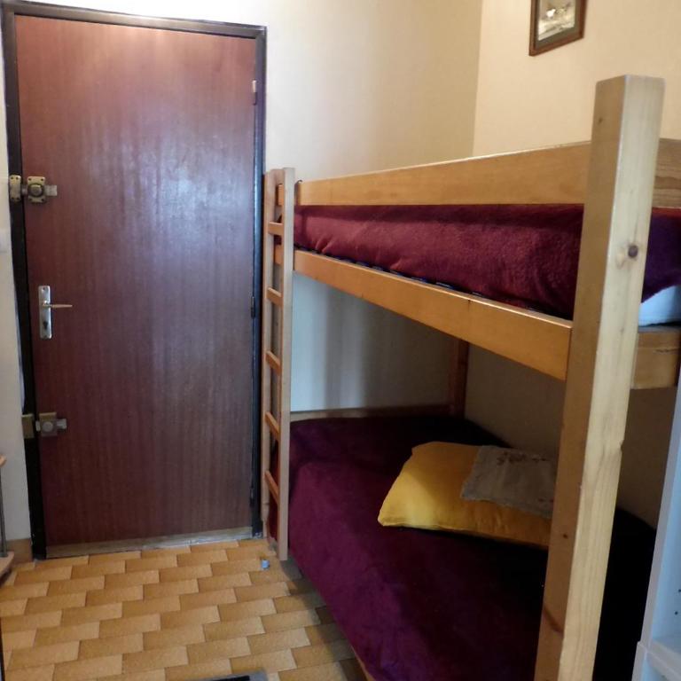 GENOIS Joli studio cabine Mt St Martin proche port Cap d'Agde - Standard Apartment - 6