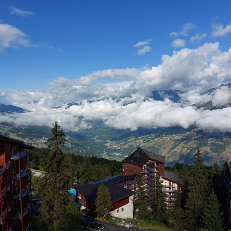 Résidence Archeboc - Agréable Duplex 6 personnes, situé au dernier étage, avec très jolie vue sur la vallée, les montagnes et le Mont-Blanc. MAE-6554 - Appartement - 4