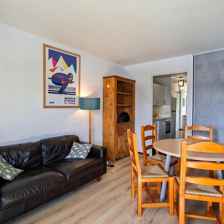 Résidence Doris - Appartement rénové · Centre station · Balcon MAE-7363 - Appartement - 1