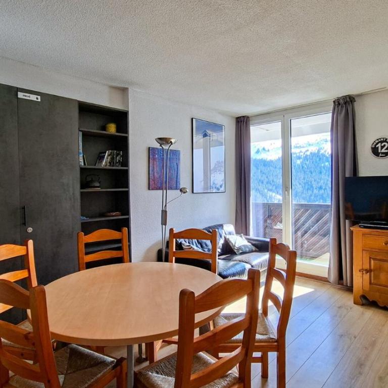 Résidence Doris - Appartement rénové · Centre station · Balcon MAE-7363 - Appartement - 4