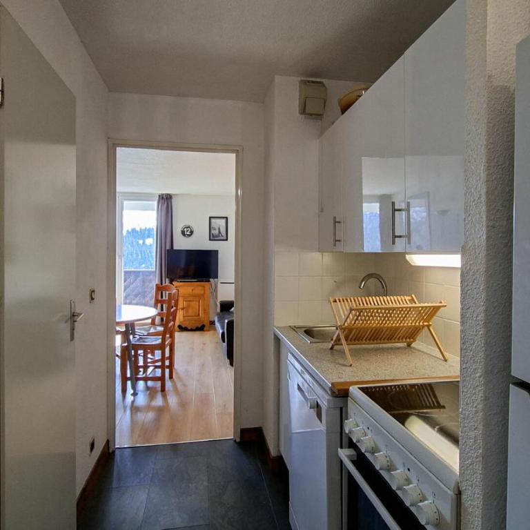 Résidence Doris - Appartement rénové · Centre station · Balcon MAE-7363 - Appartement - 9