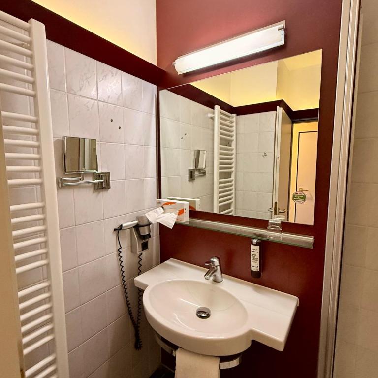 Hotel Phönix - Doppelzimmer - 8