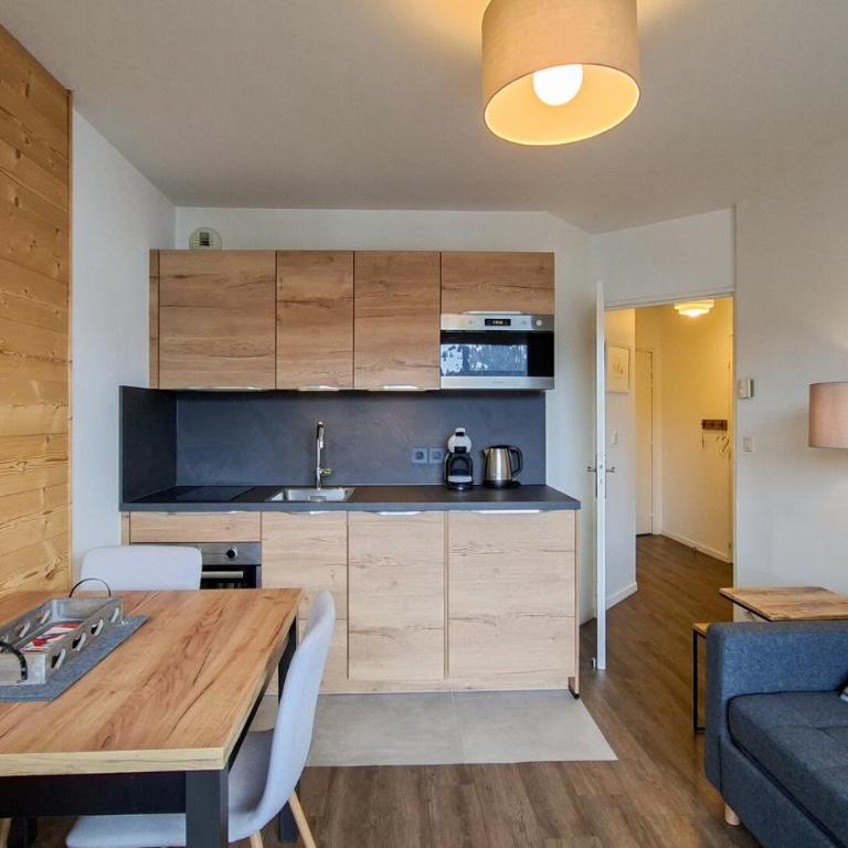 Résidence Les Pleiades - Appartement lumineux · Centre station · Balcon MAE-7393 - Appartement - 11