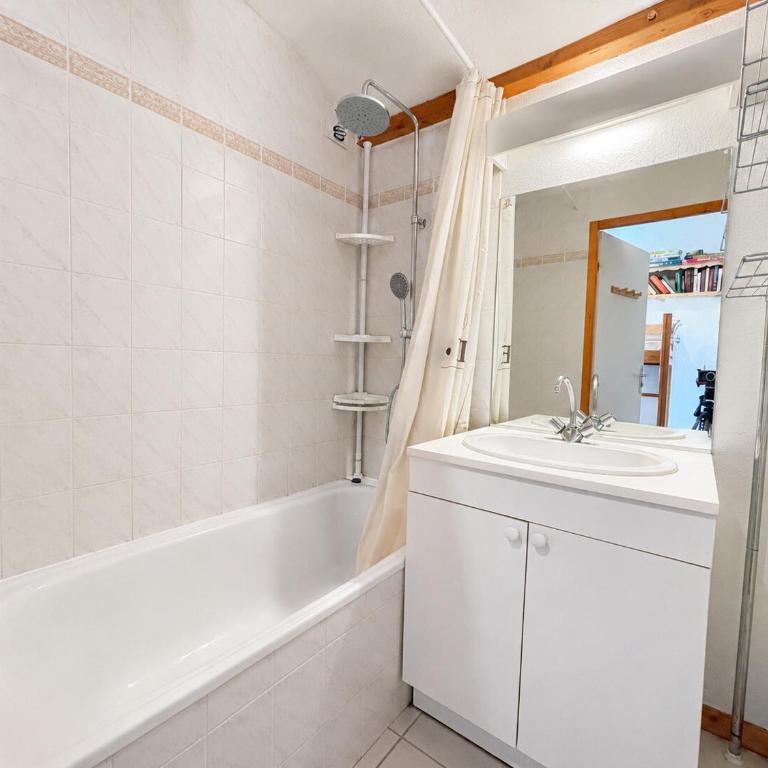 Résidence Les Balcons Du Charvin - Au coeur de l'Espace Diamant, à côté de l'aire de loisirs et de l'arrêt de ski-bus MAE-3064 - Appartement - 7