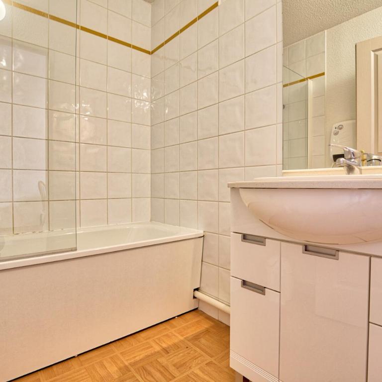 Les Chalets Des Evettes - Appartement dans une résidence avec piscine au pied des pistes MAE-3264 - Appartement - 5
