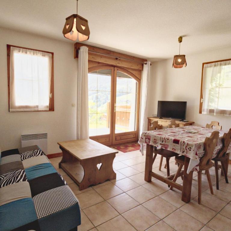 Résidence Le Schuss 1 - Appartement au pied des pistes avec terrasse vue Mont-Charvin MAE-3434 - Appartement - 5