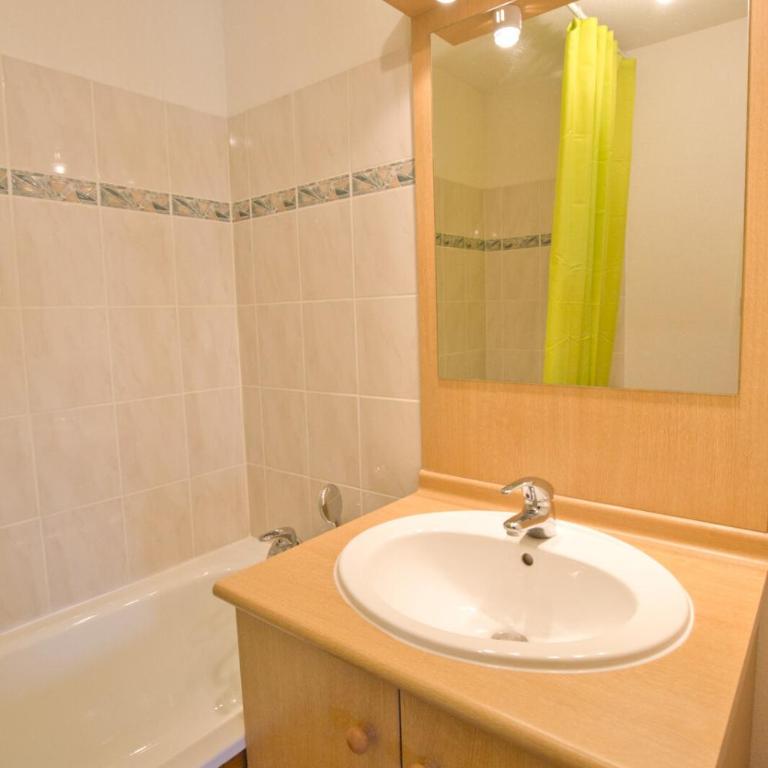 Résidence Le Schuss 1 - Appartement au pied des pistes avec terrasse vue Mont-Charvin MAE-3434 - Appartement - 10