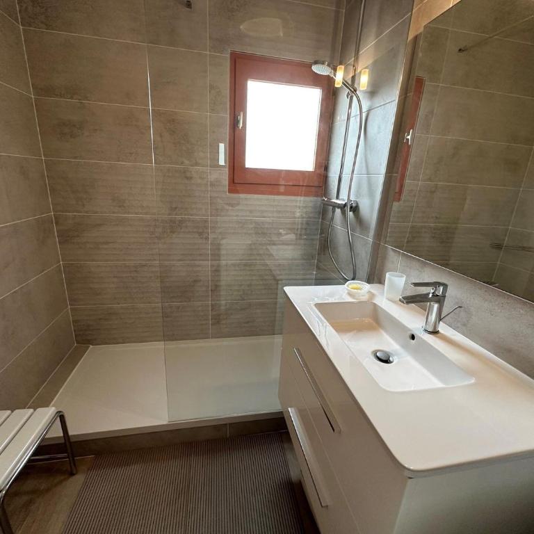 Résidence La Baie De Memard - Idéalement situé sur les Bords du Lac d'Aix les Bains ! MAE-6494 - Appartement - 8