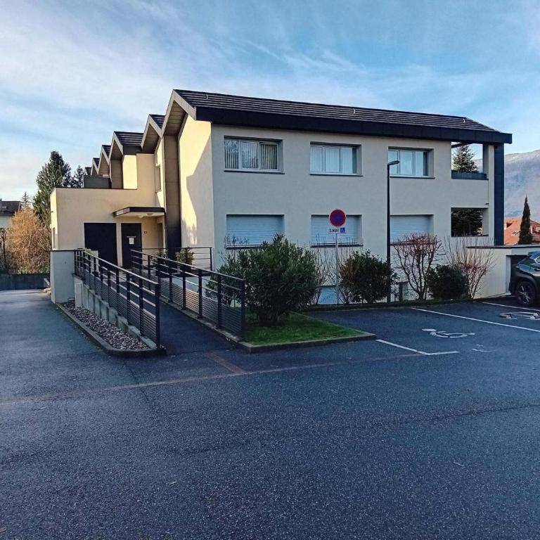 Résidence Terrasses Des Thermes - Belles Prestations pour ce joli 2 pièces ! à deux pas des Thermes ! MAE-6634 - Appartement - 2