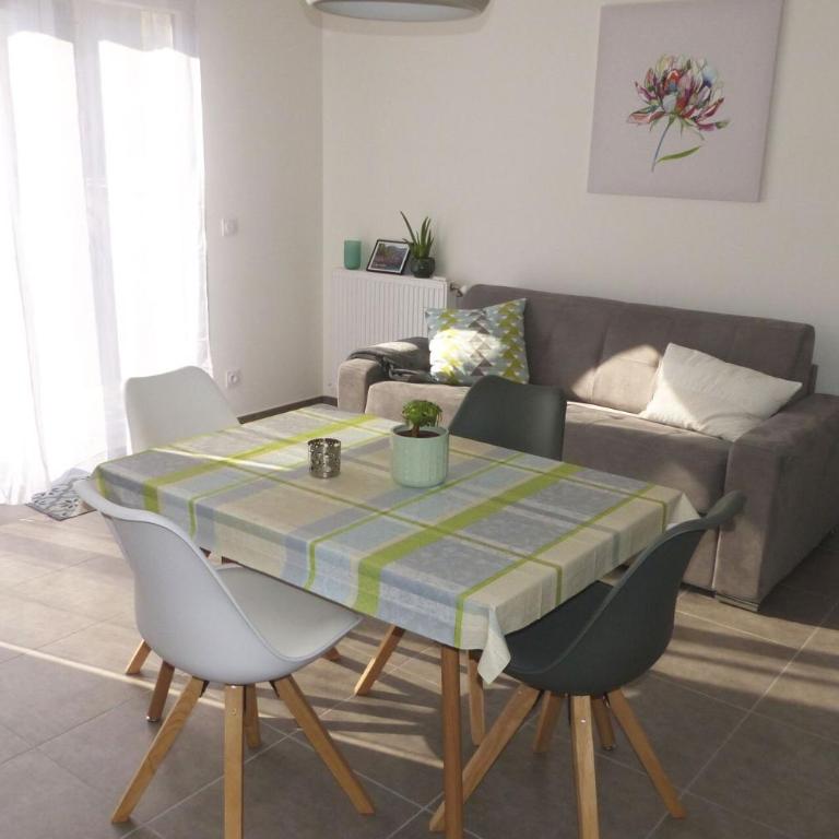 Résidence Terrasses Des Thermes - Belles Prestations pour ce joli 2 pièces ! à deux pas des Thermes ! MAE-6634 - Appartement - 9