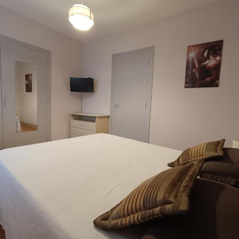 Résidence Le Dauphin - T2 avec belle vue sur le coeur de la ville ! MAE-7254 - Appartement - 10