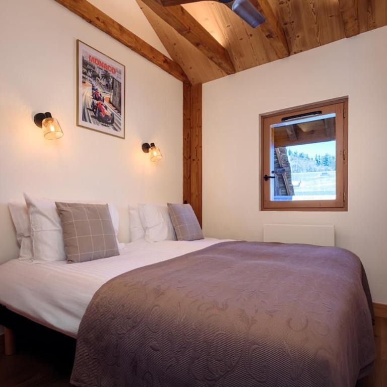 Grange a Mitaine - Three-Bedroom Apartment - 4