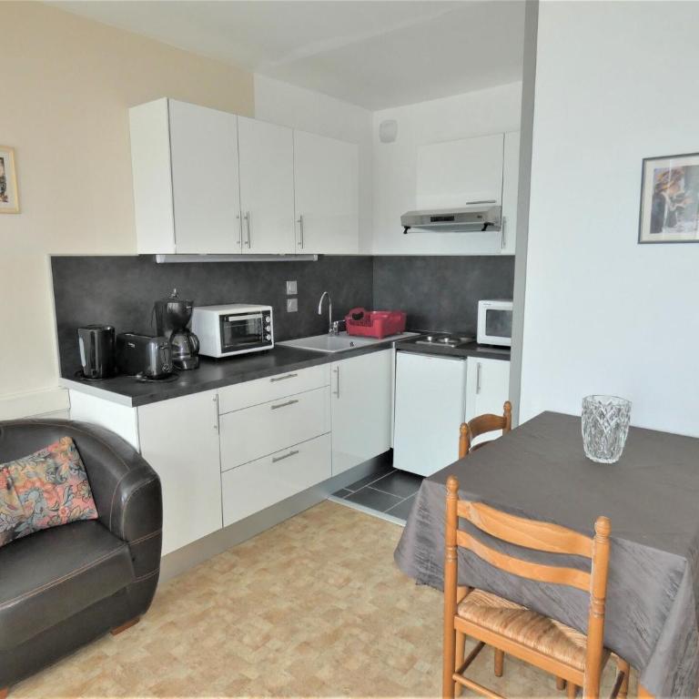 Résidence Le Chateau Durieux 3 - Studio bien agencé, proche tous commerces ! MAE-7544 - Studio - 2