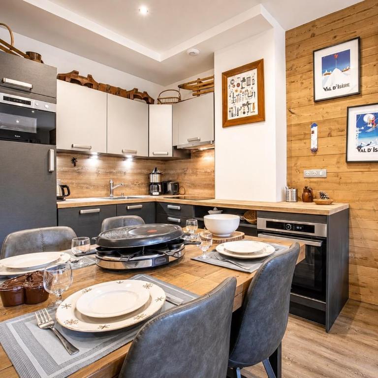 Appartement de charme rénové avec belles prestations, au pied des pistes à Val-d'Isère - Appartement 2 Chambres - 11