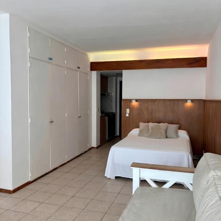 center lake view 2 - Apartamento de 1 dormitorio - 2