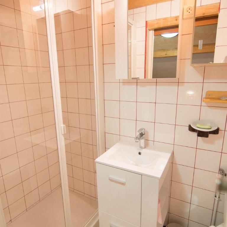 Résidence La Poutre - 3 pièces cabine 8 personnes 3 exposé Sud MAE-2534 - Apartment - 11