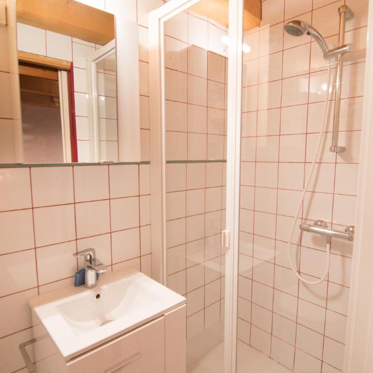 Résidence La Poutre - 3 pièces cabine 8 personnes 3 exposé Sud MAE-2534 - Apartment - 12